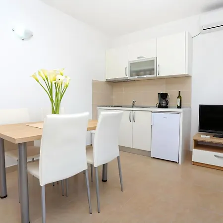 By The Sea Klek, Neretva Delta - Usce Neretve - 10031