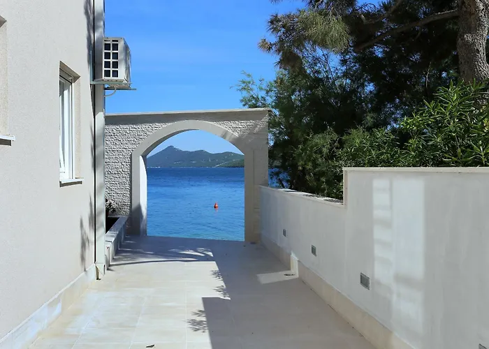 By The Sea Klek, Neretva Delta - Usce Neretve - 10031