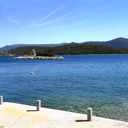 By The Sea Klek, Neretva Delta - Usce Neretve - 10031 * Klek