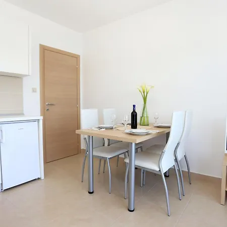 By The Sea Klek, Neretva Delta - Usce Neretve - 10031 * Klek