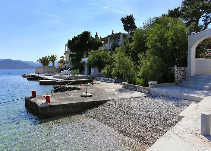 By The Sea Klek, Neretva Delta - Usce Neretve - 10031 * Klek