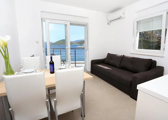 By The Sea Klek, Neretva Delta - Usce Neretve - 10031